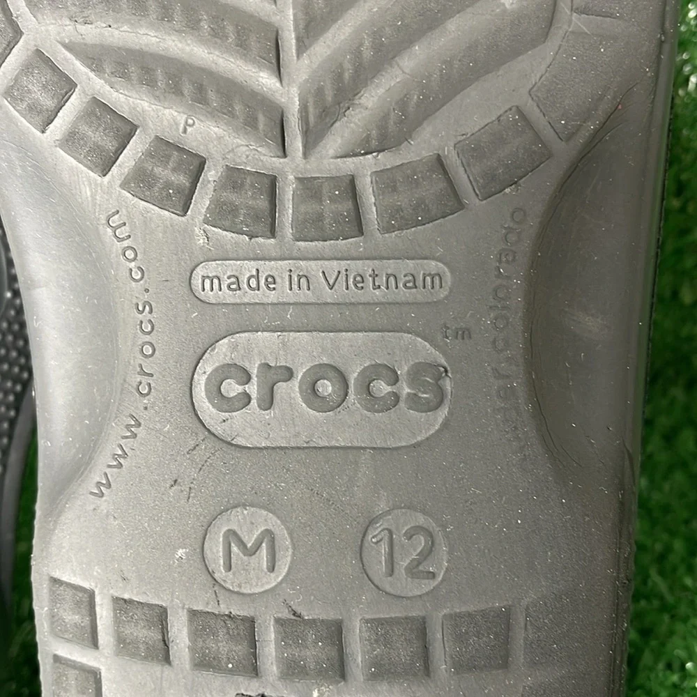 Crocs Baya Relaxed Fit Slides Black Men's Size 12